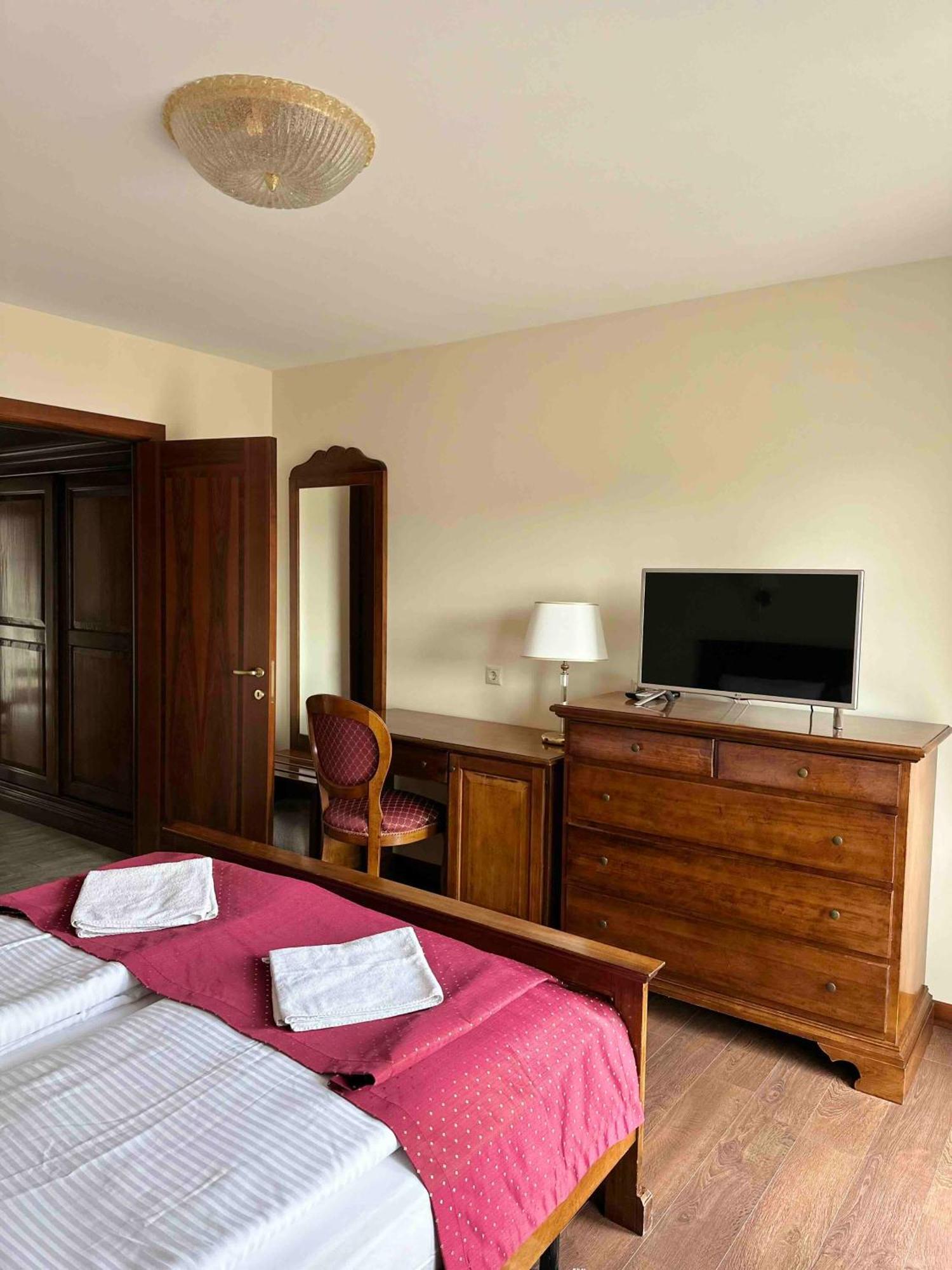 Szent Gyoergy Villa Apartmanhaz Хевиз Экстерьер фото